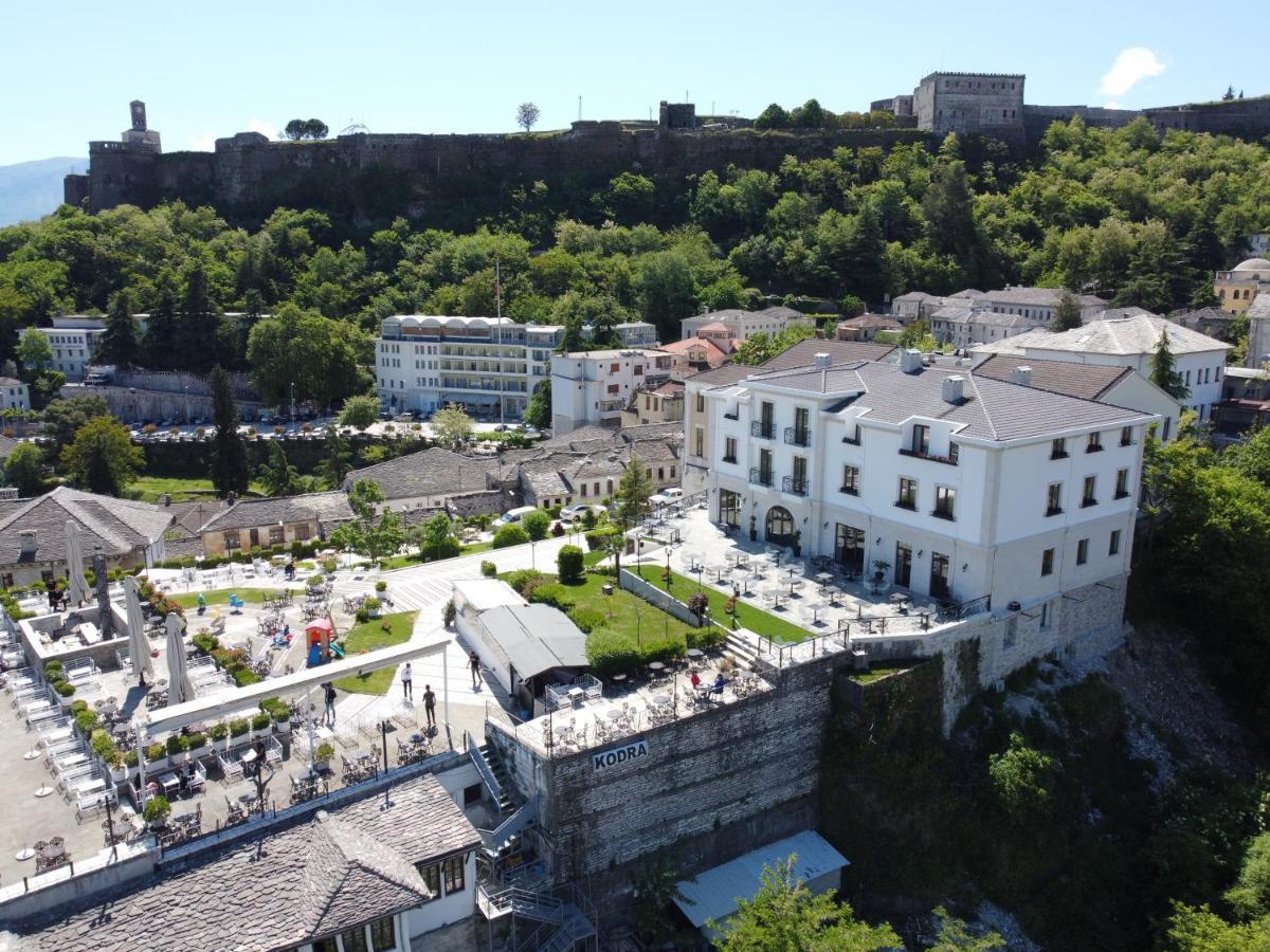 Hotel Fantasy Gjirokastër 外观 照片